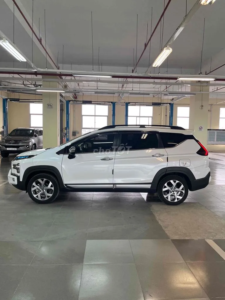 Mitsubishi Xpander Cross 2025 photo 3