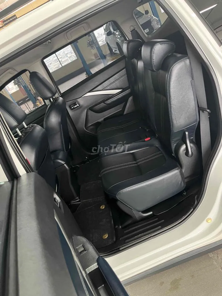 Mitsubishi Xpander Cross 2025 photo 4