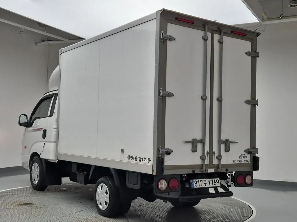 Kia Bongo 2024 photo 2