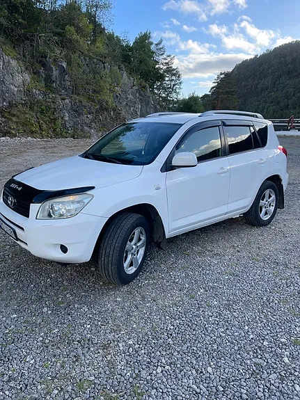 Toyota Rav4 2008 photo 3