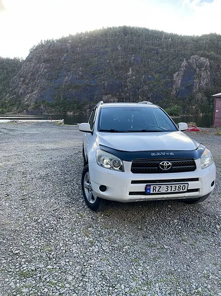 Toyota Rav4 2008 photo 2