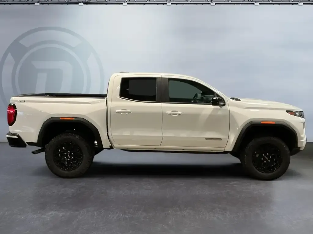 GMC Canyon 2026 photo 4