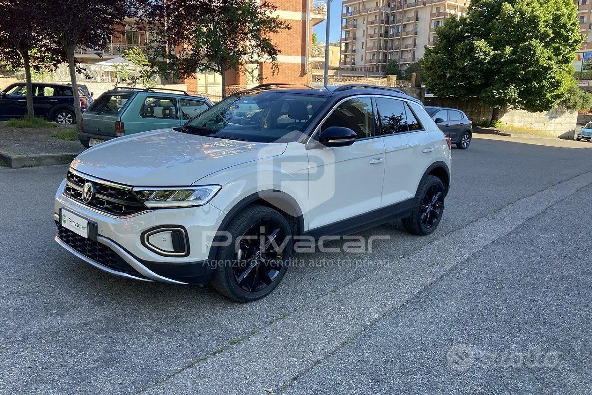 Volkswagen T-Roc 2024 photo 2