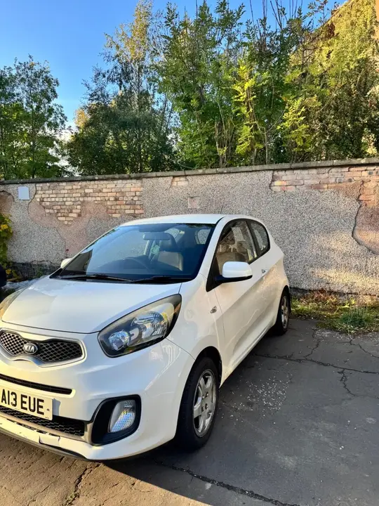 Kia Picanto 2013 photo 2