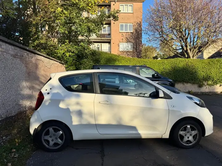 Kia Picanto 2013 photo 4