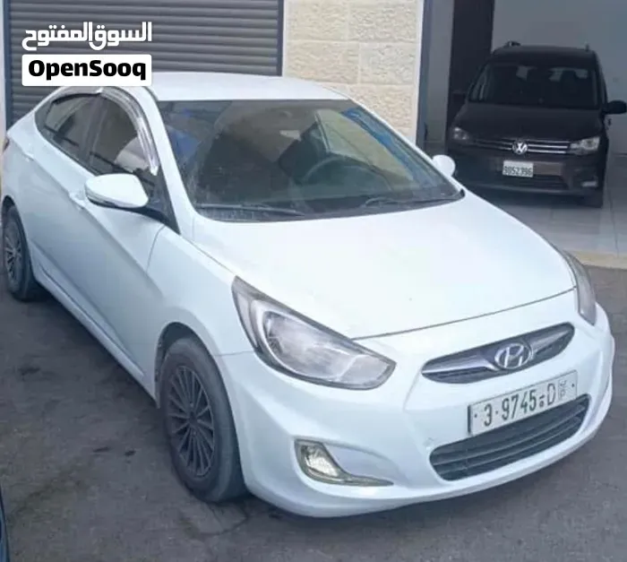 Hyundai Accent 2014 photo 5