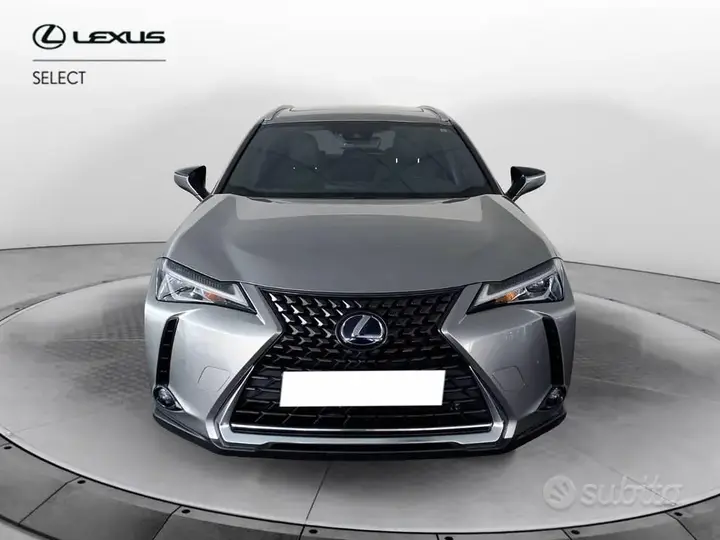 Lexus Ux 2019 photo 2
