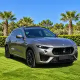 Maserati Levante 2023 photo 4