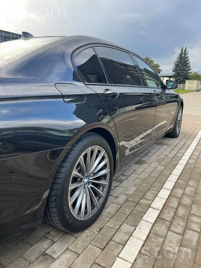 BMW 730 2011 photo 5