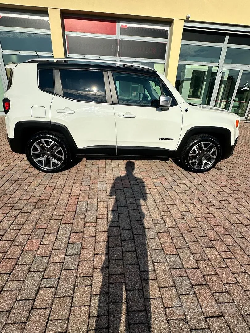 Jeep Renegade 2015 photo 5