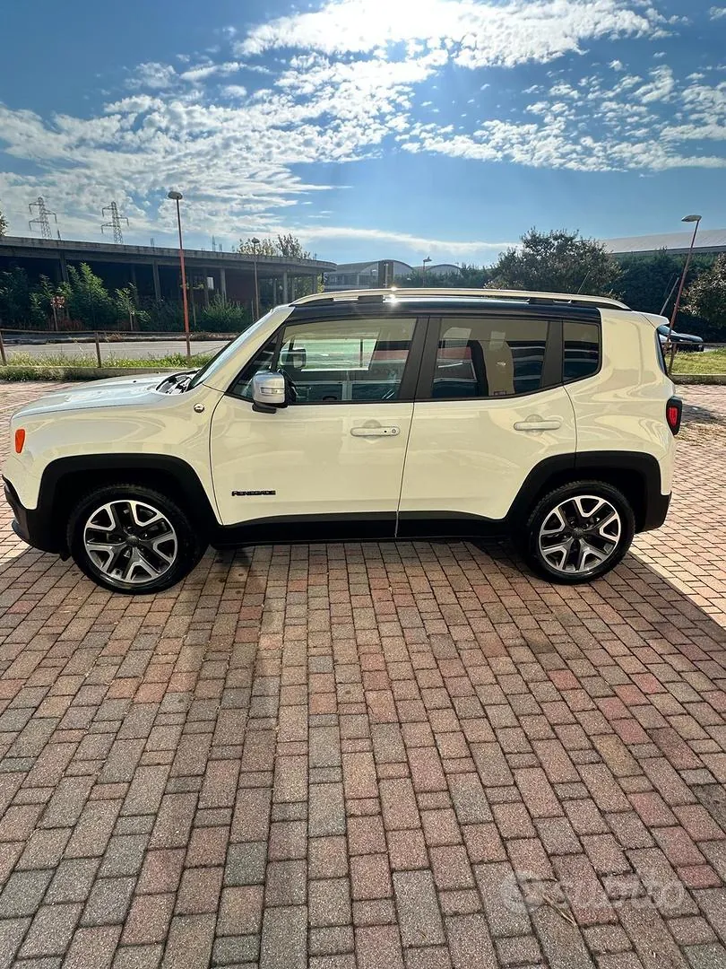 Jeep Renegade 2015 photo 3