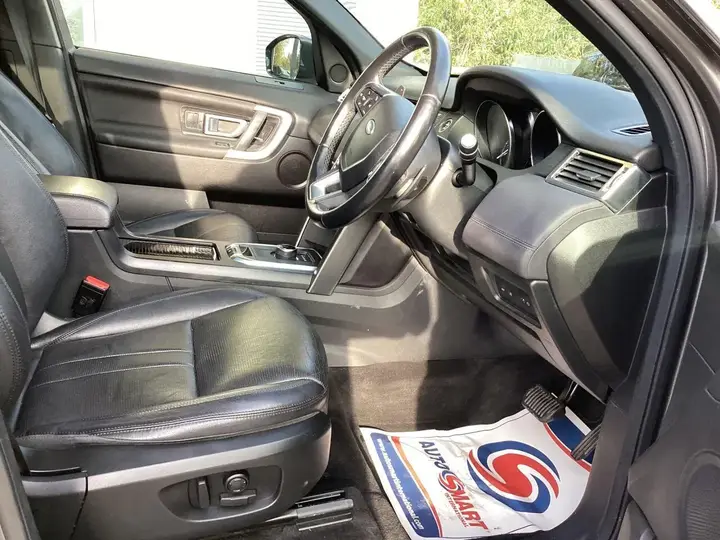 Land Rover Discovery Sport 2018 photo 3