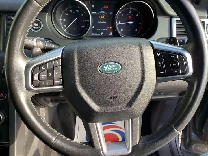 Land Rover Discovery Sport 2018 photo 5