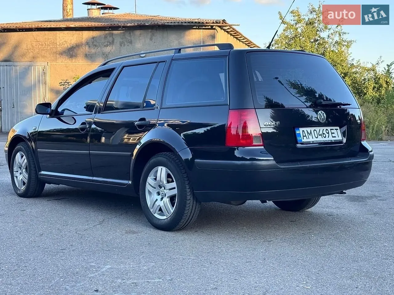 Volkswagen Golf 2002 photo 2