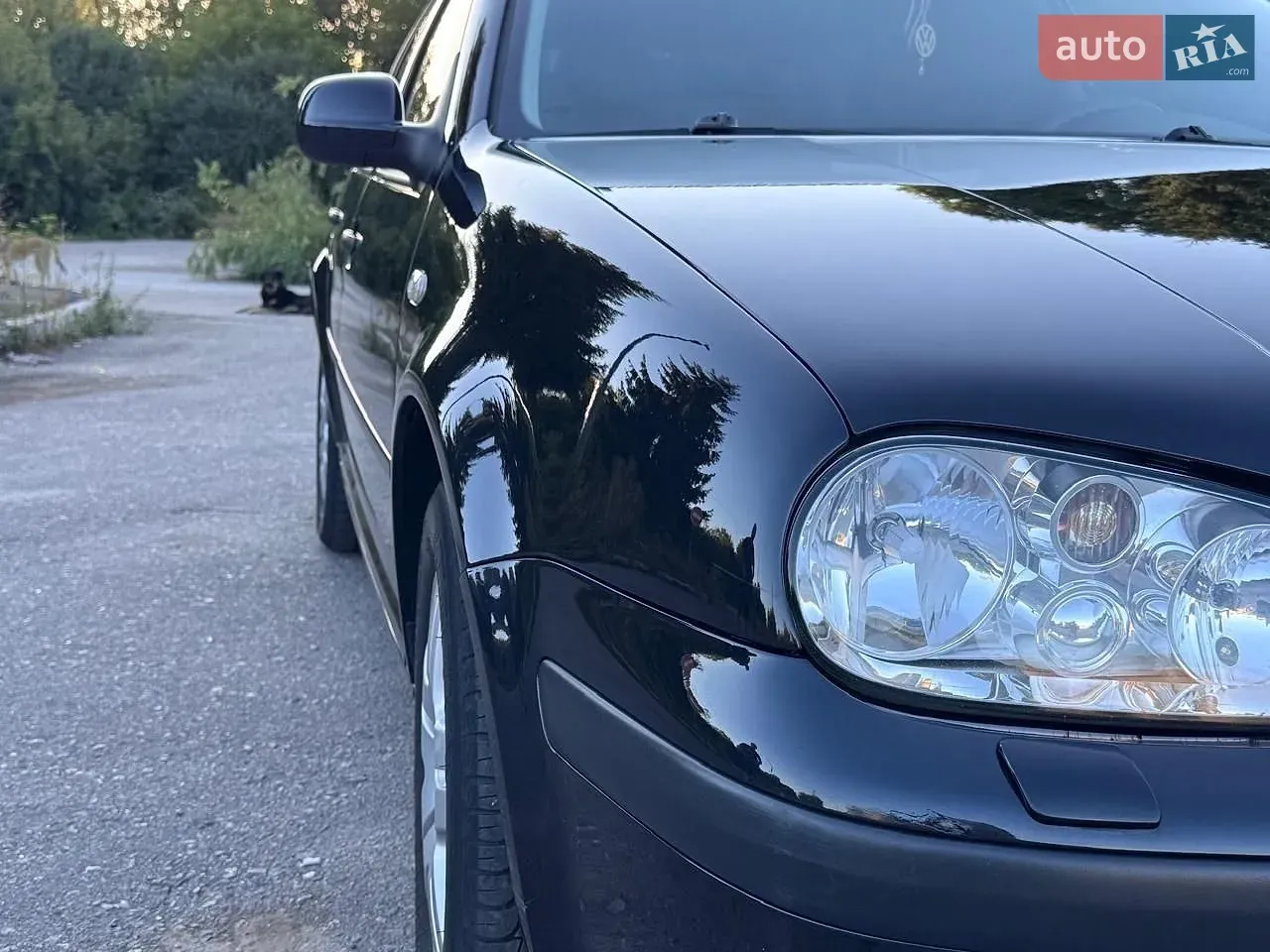 Volkswagen Golf 2002 photo 3