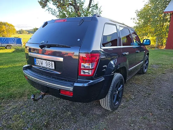 Jeep Grand Cherokee 2010 photo 5
