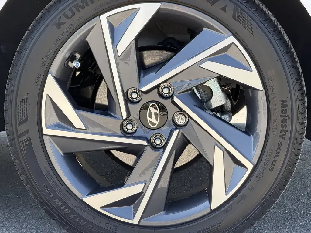 Hyundai Elantra 2026 photo 5