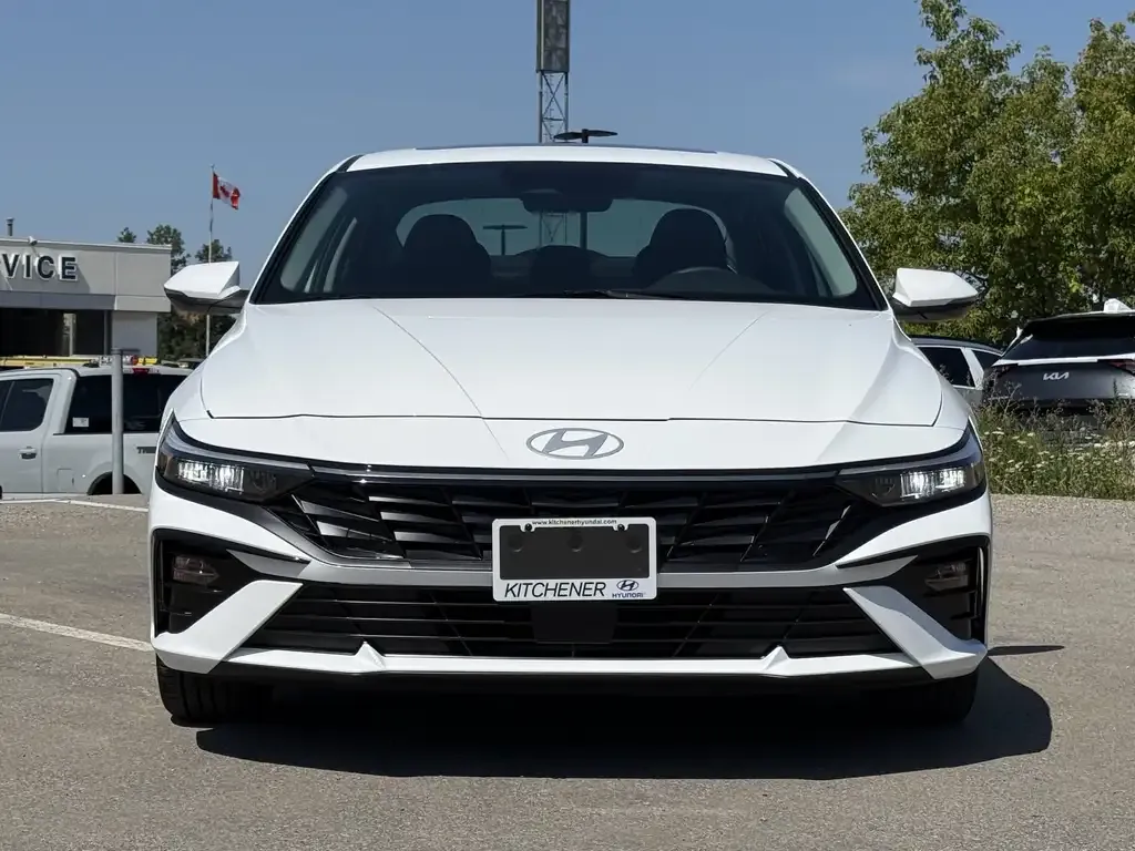 Hyundai Elantra 2026 photo 2