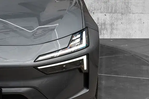 Polestar 4 2025 photo 4