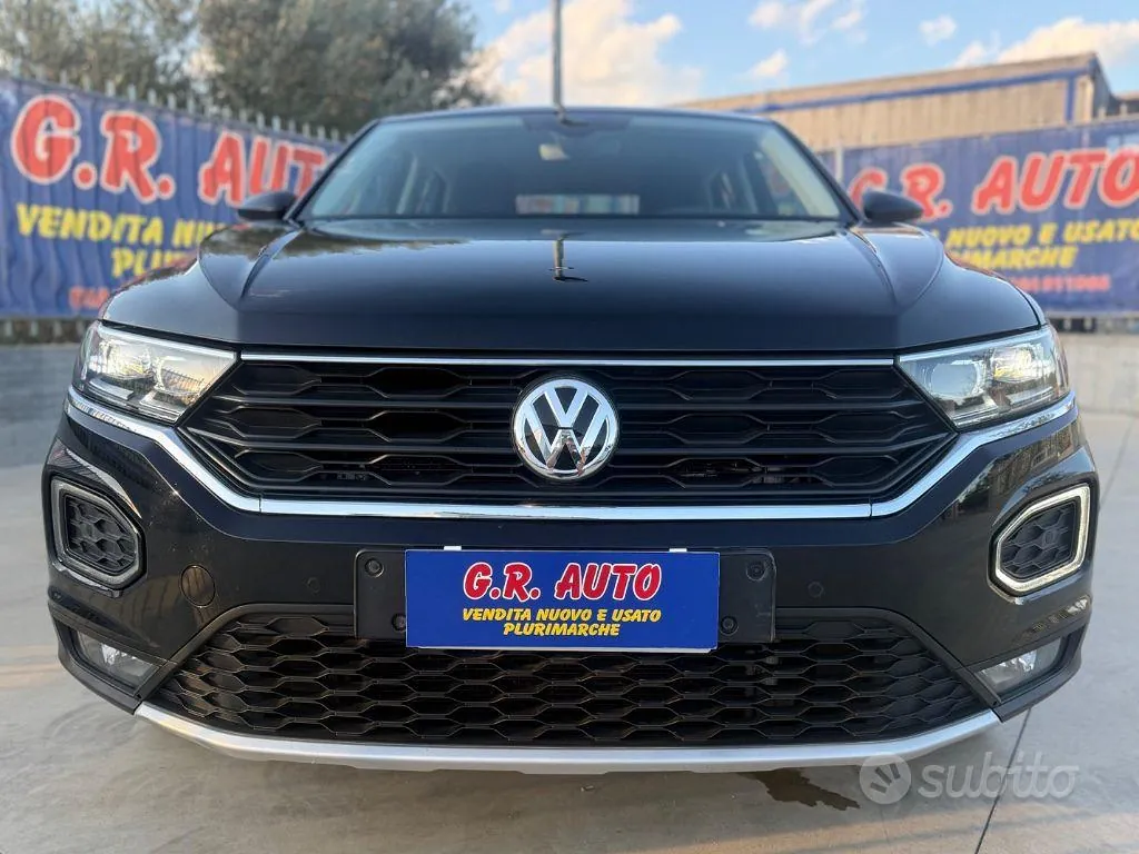 Volkswagen T-Roc 2018 photo 2