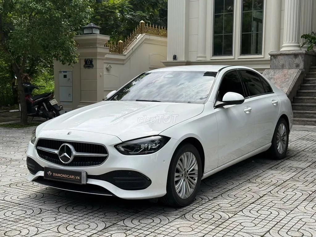 Mercedes-Benz C-Class 2022 photo 2
