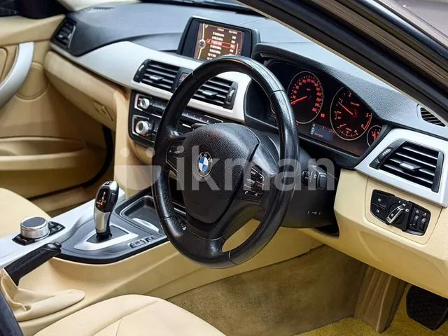 BMW 320D 2013 photo 2