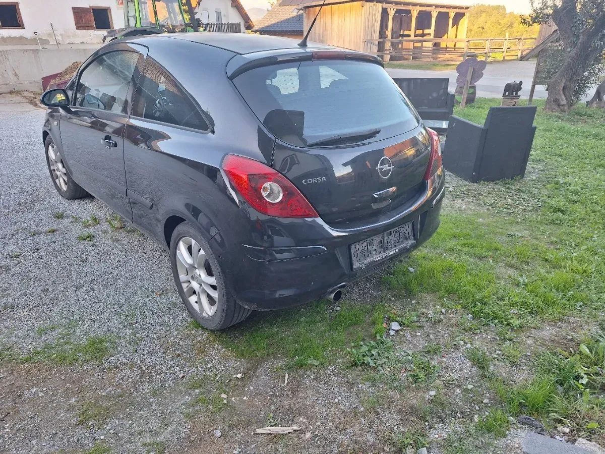 Opel Corsa 2008 photo 3
