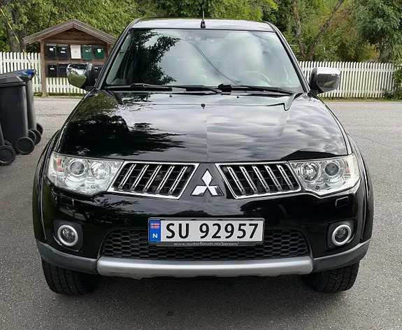 Mitsubishi L200 2011 photo 2