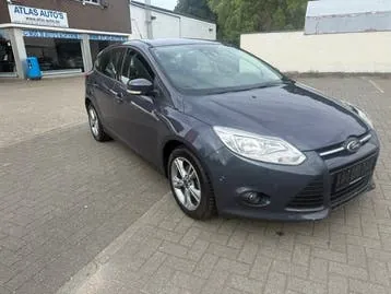 Ford Focus 2013 photo 2