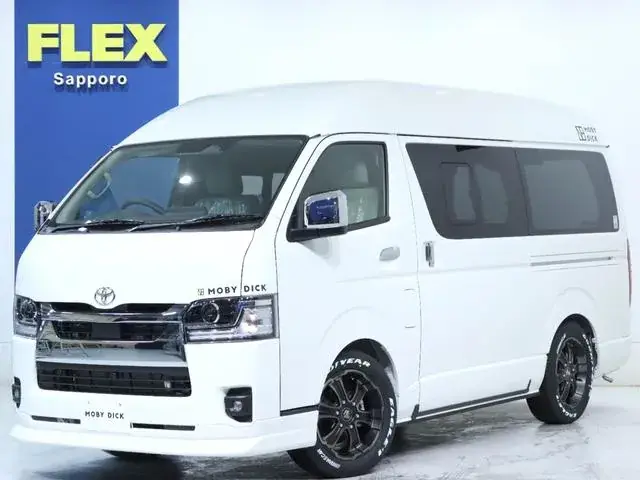Toyota Hiace Bus