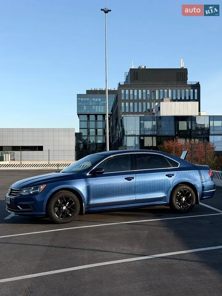 Volkswagen Passat 2017 photo 2