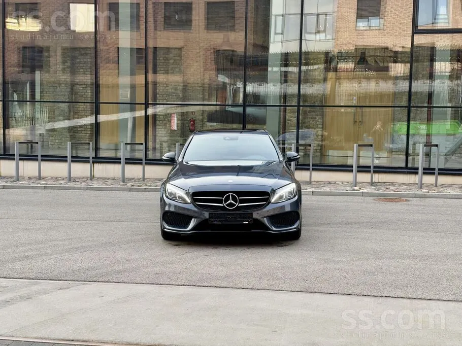 Mercedes-Benz C220 2016 photo 4