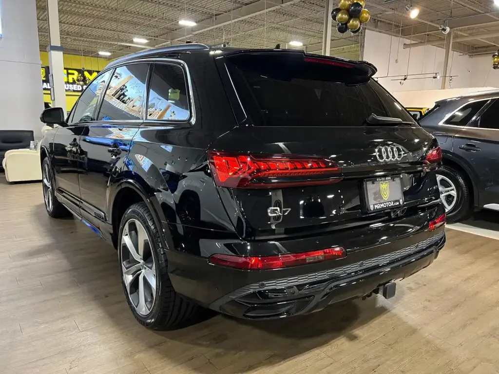 Audi Q7 2022 photo 3