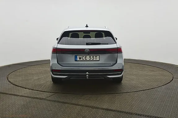 Volkswagen Passat 2025 photo 4