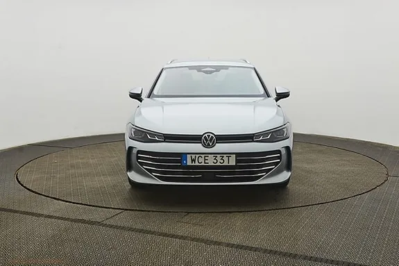 Volkswagen Passat 2025 photo 3