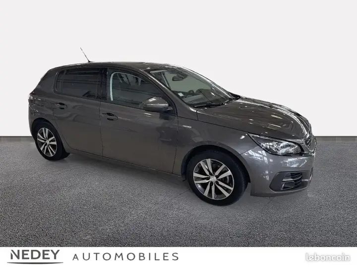 Peugeot 308 2021 photo 3