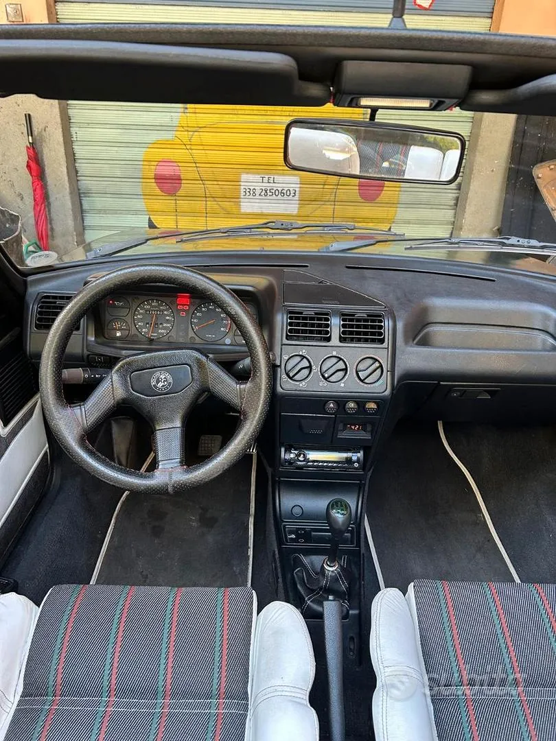 Peugeot 205 1992 photo 2