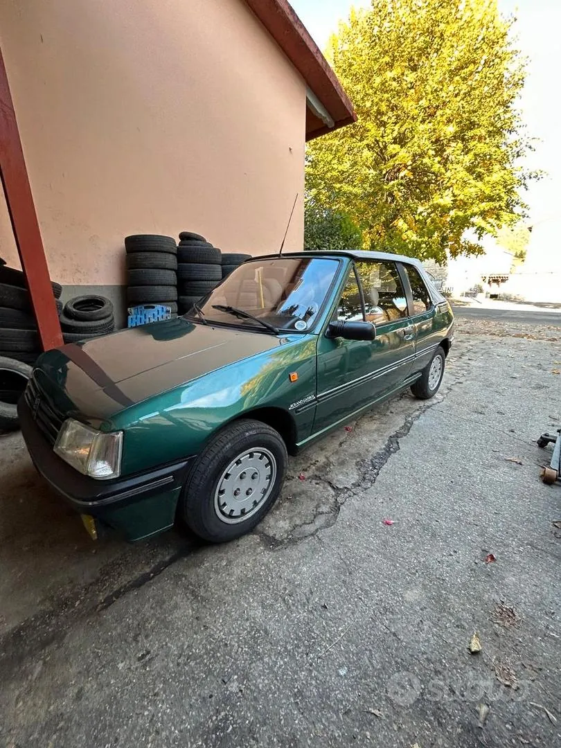 Peugeot 205 1992 photo 5