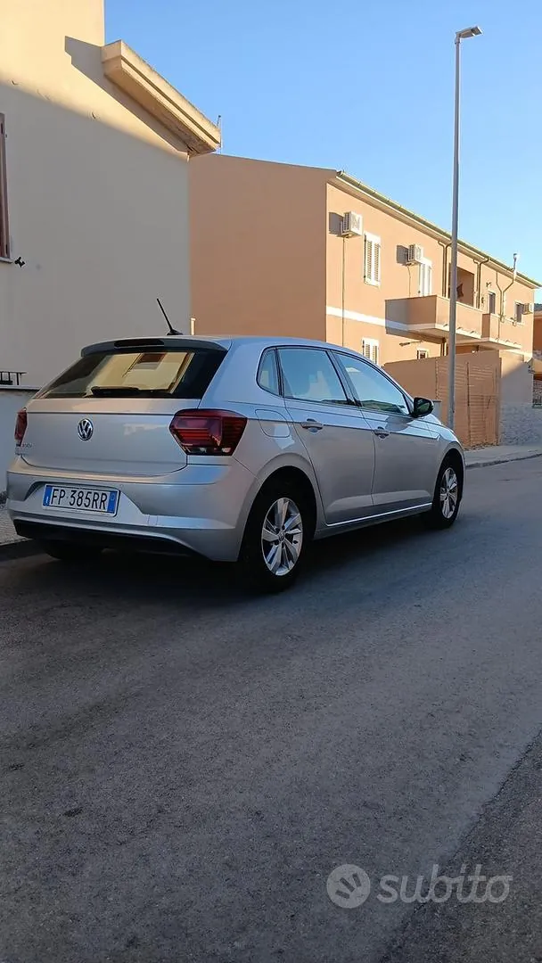 Volkswagen Polo 2018 photo 2