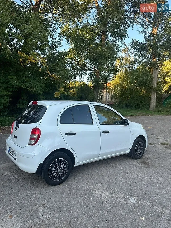 Nissan Micra 2015 photo 3