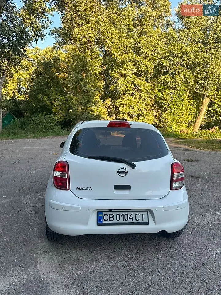 Nissan Micra 2015 photo 5