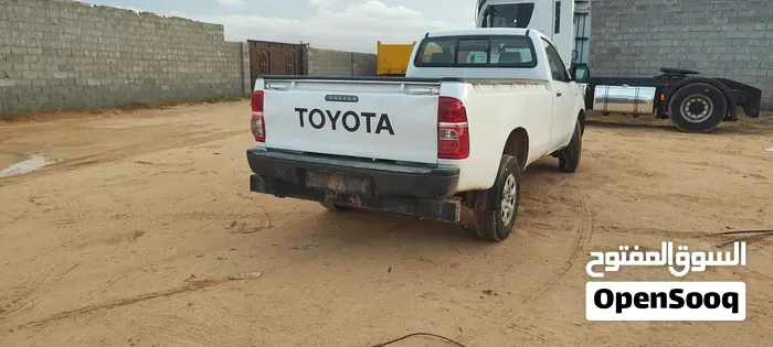 Toyota Hilux 2013 photo 3