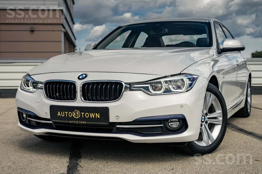 BMW 318D 2015 photo 2