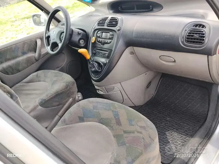 Citroen Xsara Picasso 2002 photo 4