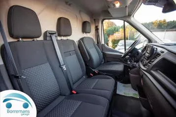 Ford Transit 2022 photo 2