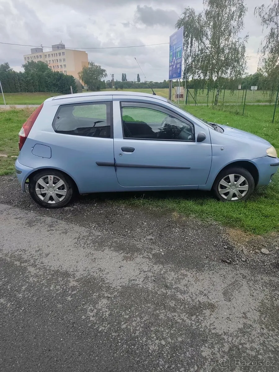 Fiat Punto 2004 photo 4