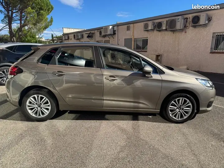 Citroen C4 2015 photo 4