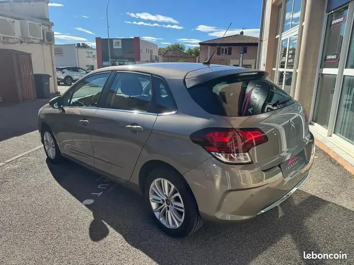 Citroen C4 2015 photo 5