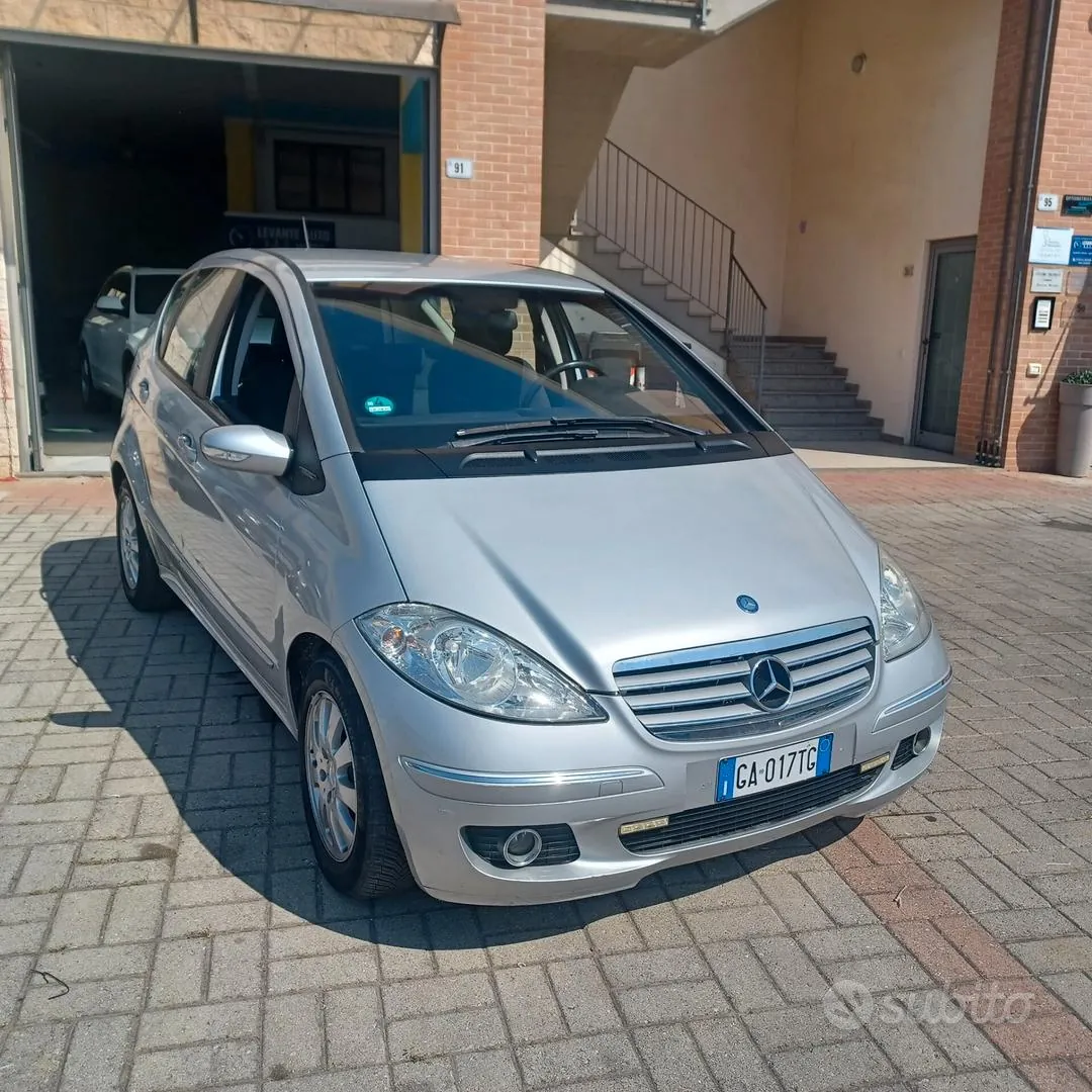 Mercedes-Benz A