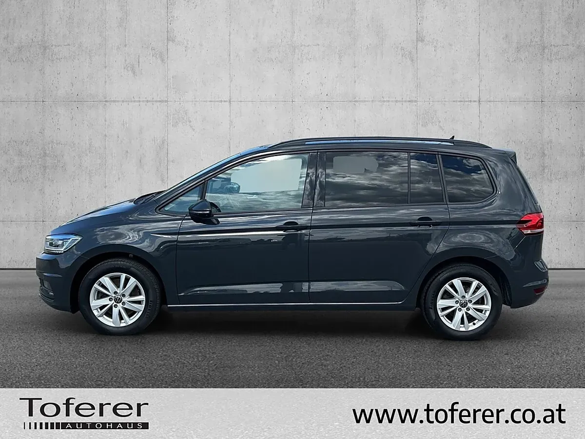 Volkswagen Touran 2022 photo 3